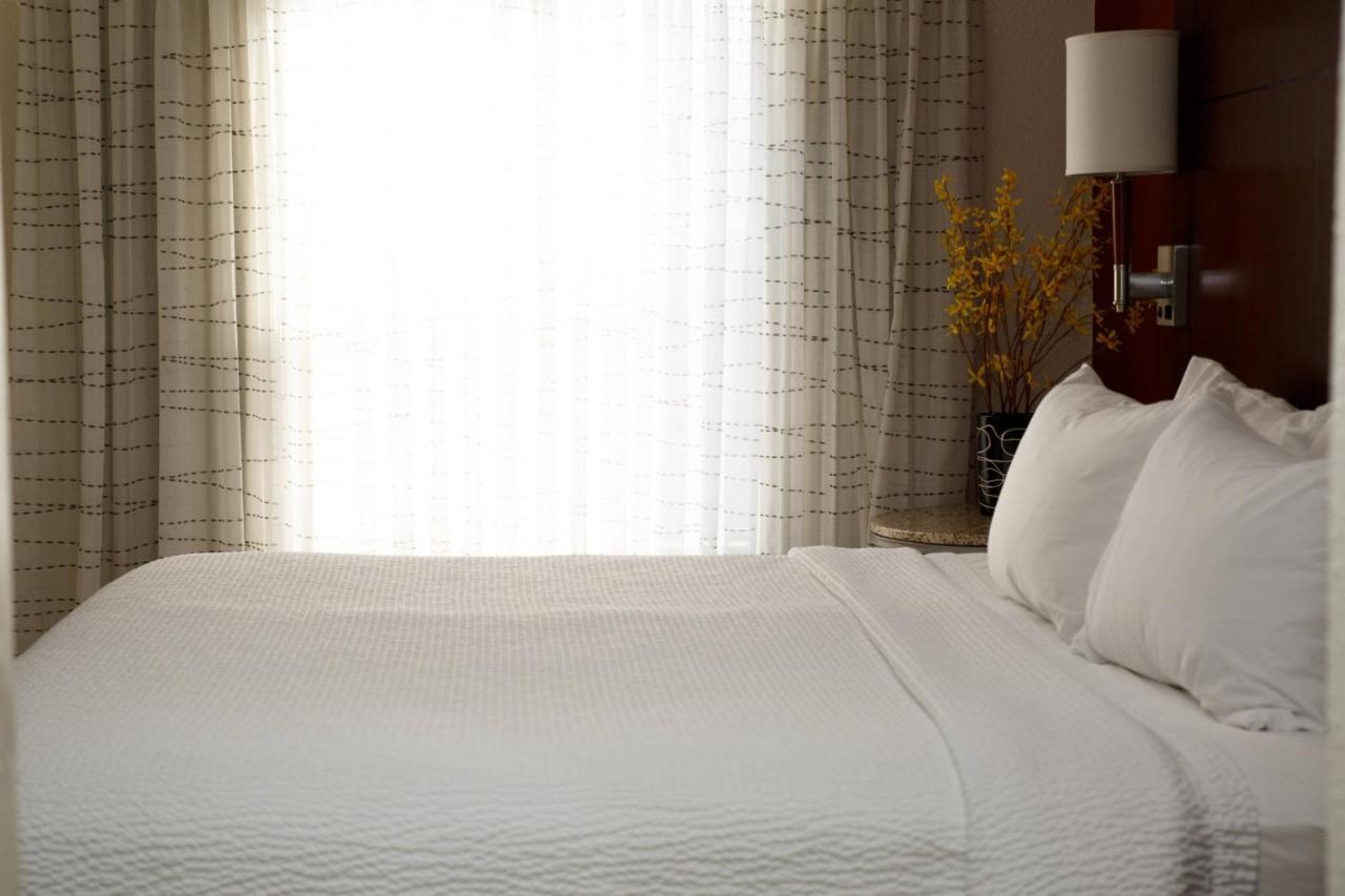 Residence Inn Эпплтон Экстерьер фото